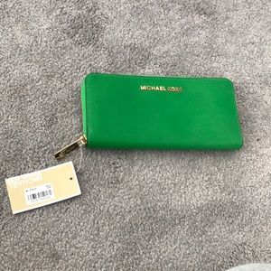 NWT Michael Kors wallet